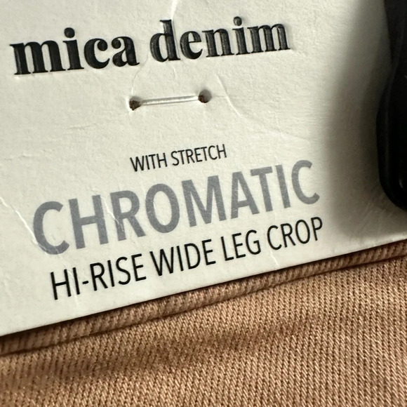 NWT Mica Denim Chromatic High Rise Cropped Jeans - Picture 7 of 9